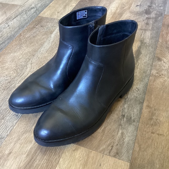 Fitflop Maria Black Leather Ankle Boots 
